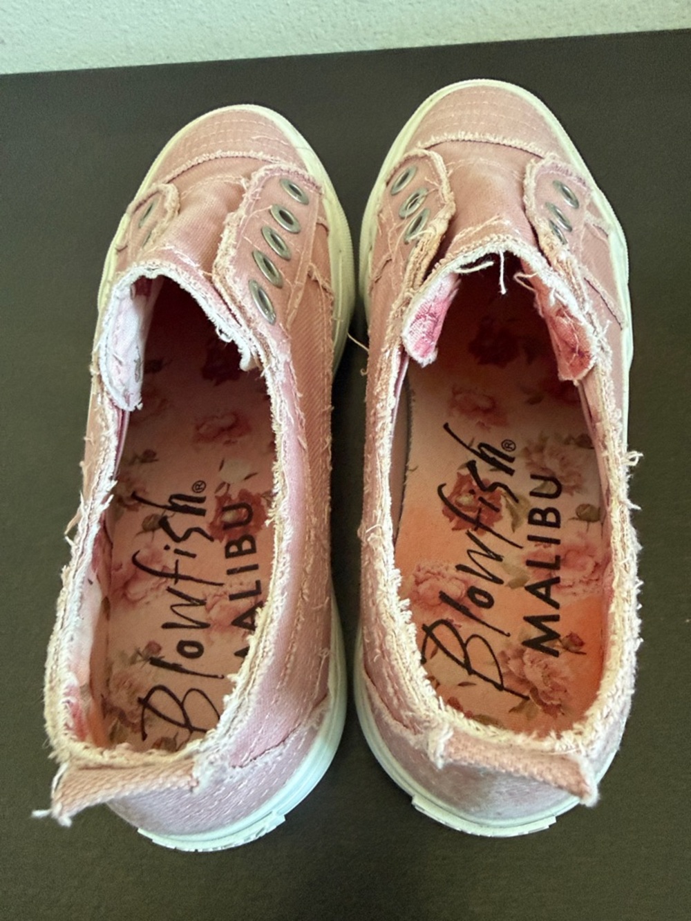 Blowfish Malibu platform Pink Slip-On Canvas Sneakers with White Rubber Sole. - Picture 6 of 8